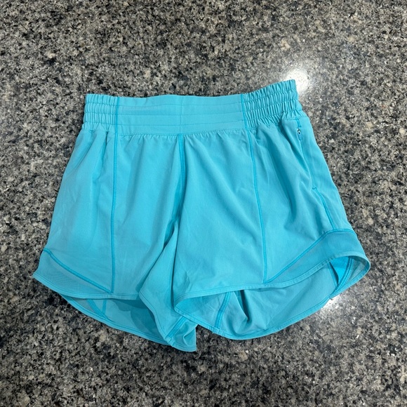 Lululemon Hotty Hot High-Rise Lined Short 4" - Picture 1 of 5